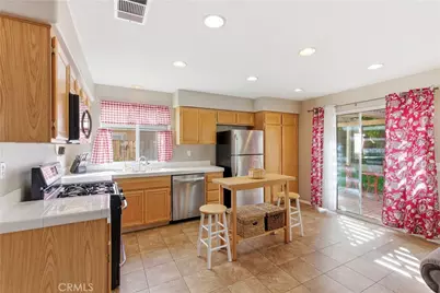 922 Naples Drive, Corona, CA 92882 - Photo 12