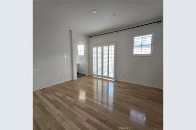 30 Burlingame, Irvine, CA 92602 - Photo 4