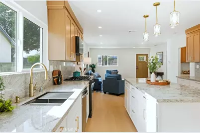 5104 8th Avenue, Los Angeles, CA 90043 - Photo 10