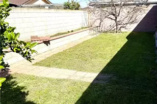 22433 Island, Carson, CA 90745 - Photo 10