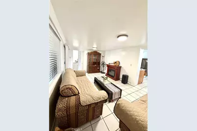 22433 Island, Carson, CA 90745 - Photo 26