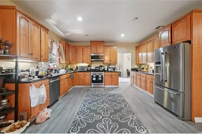 16638 Shuning Court, Moreno Valley, CA 92551 - Photo 10