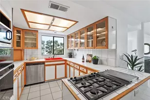 64 59th Pl, Long Beach, CA 90803 - Photo 24