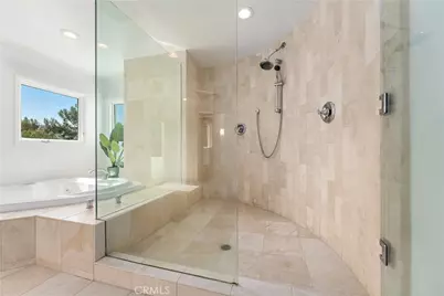 385 S Via Montanera, Anaheim Hills, CA 92807 - Photo 8