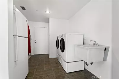 385 S Via Montanera, Anaheim Hills, CA 92807 - Photo 26