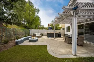 8346 E Quiet Canyon Ct, Anaheim, CA 92808 - Photo 40