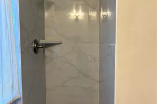 2005 Redding, Rosemead, CA 91770 - Photo 30