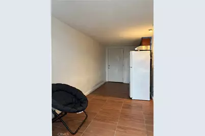 2005 Redding, Rosemead, CA 91770 - Photo 26