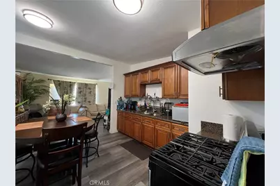 2005 Redding, Rosemead, CA 91770 - Photo 18