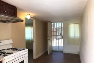 2005 Redding, Rosemead, CA 91770 - Photo 26