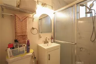 2005 Redding, Rosemead, CA 91770 - Photo 10