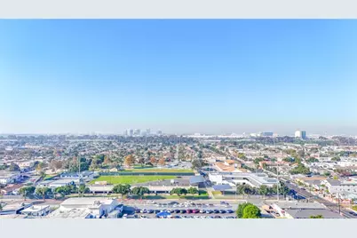 12035 Ramona, Hawthorne, CA 90250 - Photo 40
