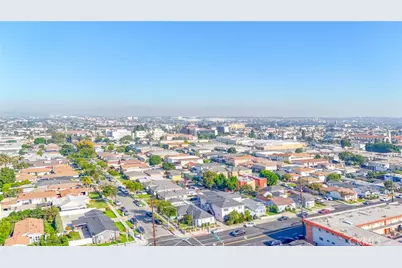 12035 Ramona, Hawthorne, CA 90250 - Photo 38
