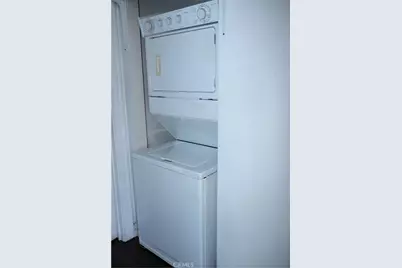 611 W 91st, Los Angeles, CA 90044 - Photo 26