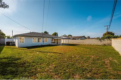 13302 Siemon, Garden Grove, CA 92843 - Photo 22