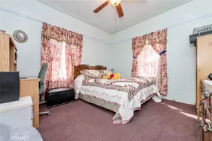 406 E Walnut, Santa Ana, CA 92701 - Photo 16