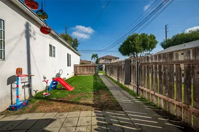 9722 Walnut Street, Bellflower, CA 90706 - Photo 44