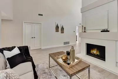 54 E Chardonnay, Irvine, CA 92614 - Photo 14