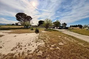 43127 40th, Lancaster, CA 93535 - Photo 4