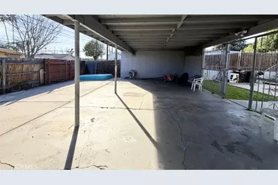 687 W 17th, San Bernardino, CA 92405 - Photo 16