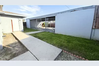 687 W 17th, San Bernardino, CA 92405 - Photo 6