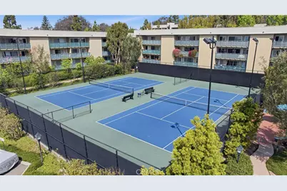 576 N Bellflower #310, Long Beach, CA 90814 - Photo 26