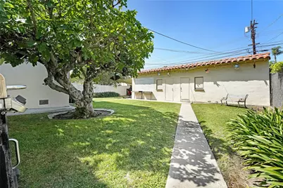 1071 S Crescent Heights Boulevard, Los Angeles, CA 90035 - Photo 8