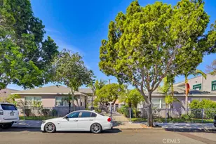 2661 Lime Ave, Signal Hill, CA 90755 - Photo 20