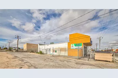 14895 Bear Valley, Hesperia, CA 92345 - Photo 12