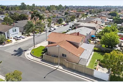 11335 Culebra, Cypress, CA 90630 - Photo 24