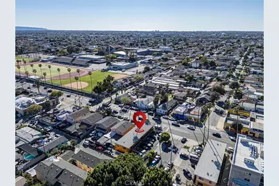 7500 Avalon, Los Angeles, CA 90003 - Photo 10