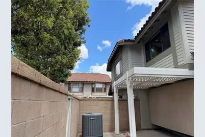 16709 Camden, Cerritos, CA 90703 - Photo 28