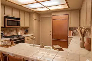 16709 Camden, Cerritos, CA 90703 - Photo 22