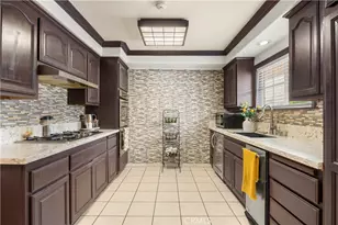 9315 Parrot, Downey, CA 90240 - Photo 2