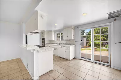 2147 Aster Place, Costa Mesa, CA 92627 - Photo 18