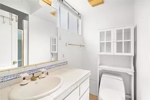 2147 Aster Pl, Costa Mesa, CA 92627 - Photo 36