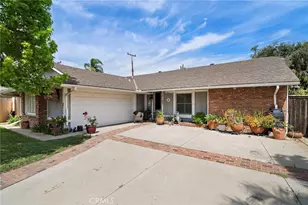 2147 Aster Pl, Costa Mesa, CA 92627 - Photo 4
