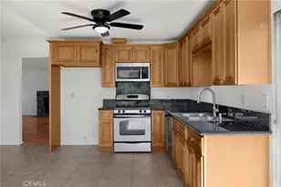 989 Oakdale, Corona, CA 92878 - Photo 24