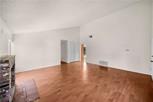 989 Oakdale, Corona, CA 92878 - Photo 8