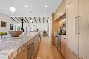 2880 Clubhouse Rd, Costa Mesa, CA 92626 - Photo 10