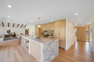 2880 Clubhouse Rd, Costa Mesa, CA 92626 - Photo 4