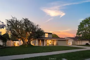 2880 Clubhouse Rd, Costa Mesa, CA 92626 - Photo 48