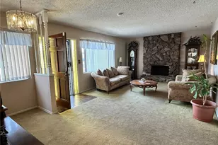 23117 Meyler Ave, Torrance, CA 90302 - Photo 2