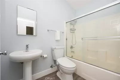418 E Olive #B, Monrovia, CA 91016 - Photo 26