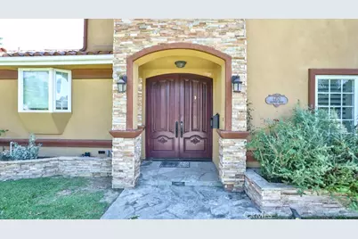 4704 E Centralia Street, Long Beach, CA 90808 - Photo 4