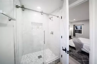 501 E Washington Avenue, Santa Ana, CA 92701 - Photo 4