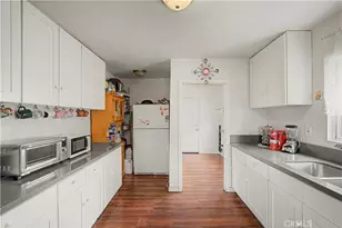 1425 W Gage, Los Angeles, CA 90047 - Photo 10