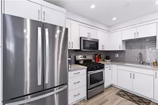 17835 Beard Ln, Huntington Beach, CA 92647 - Photo 4