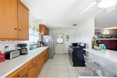 10460 Lorinda Avenue, Buena Park, CA 90620 - Photo 2