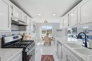 785 W 19th St, San Pedro, CA 90731 - Photo 2